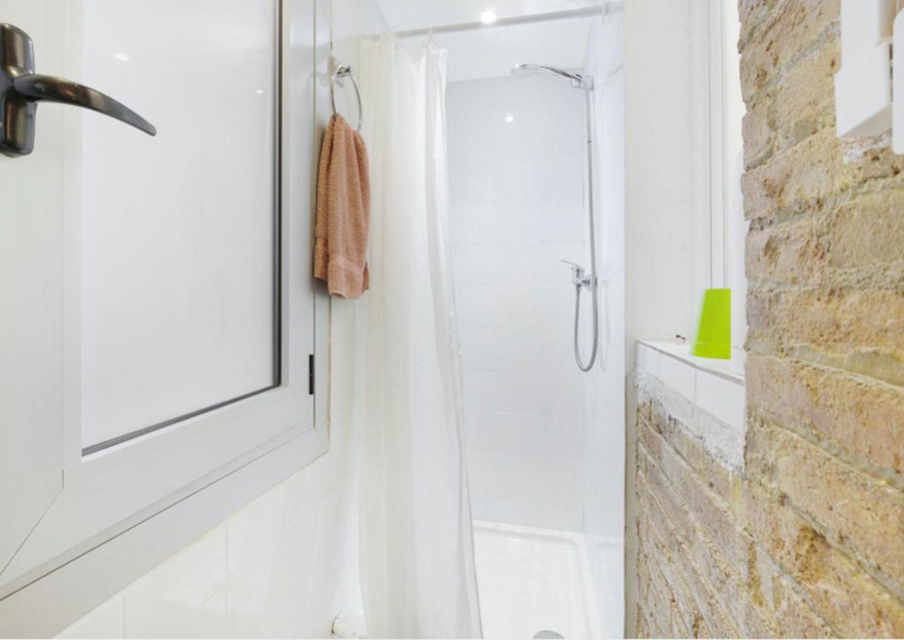 Great Apartment In Sagrada Familia With Balcony Барселона Экстерьер фото