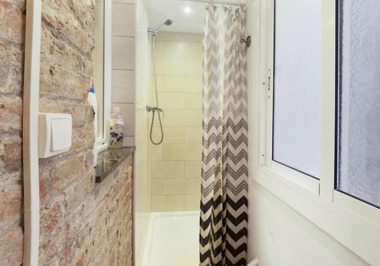 Great Apartment In Sagrada Familia With Balcony Барселона Экстерьер фото