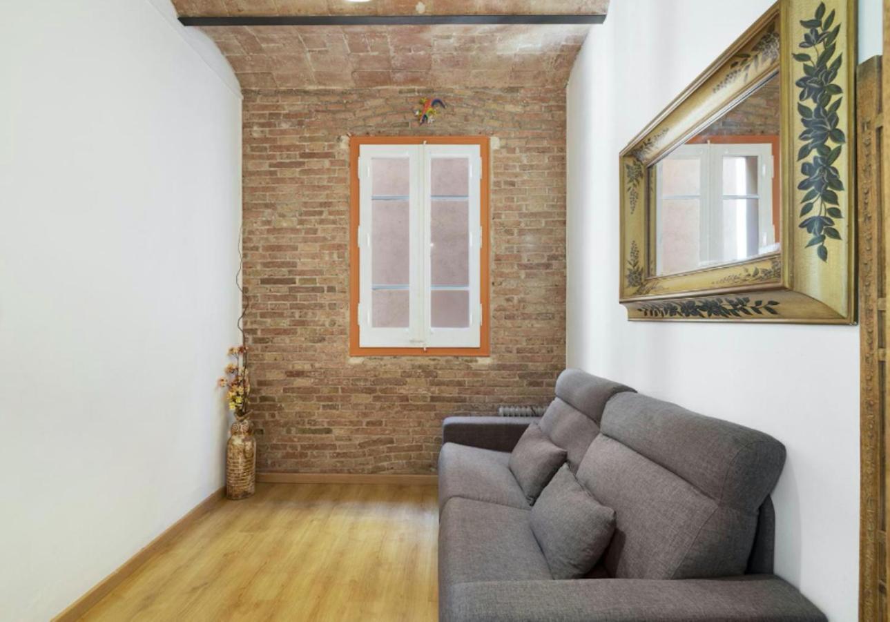 Great Apartment In Sagrada Familia With Balcony Барселона Экстерьер фото