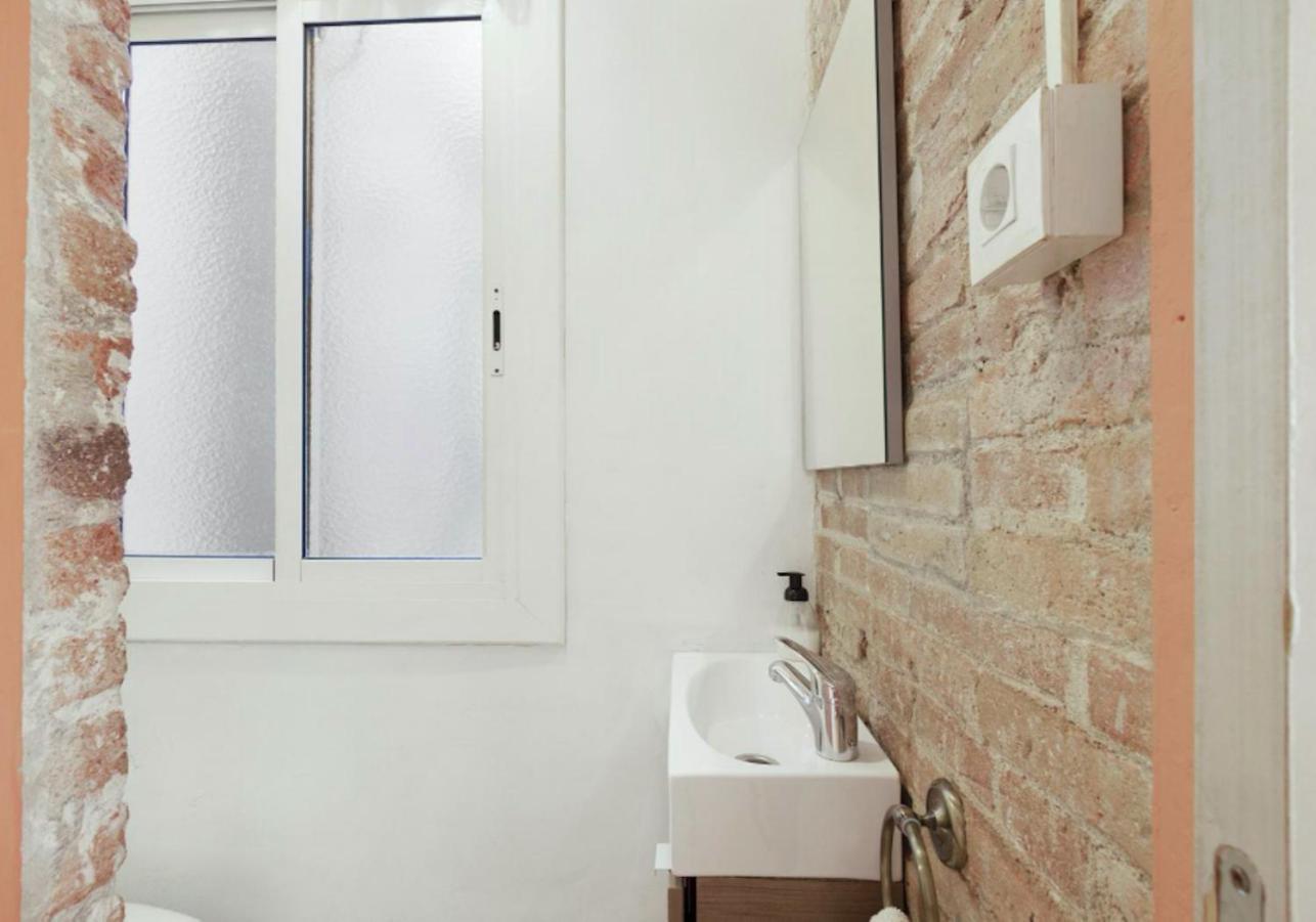 Great Apartment In Sagrada Familia With Balcony Барселона Экстерьер фото